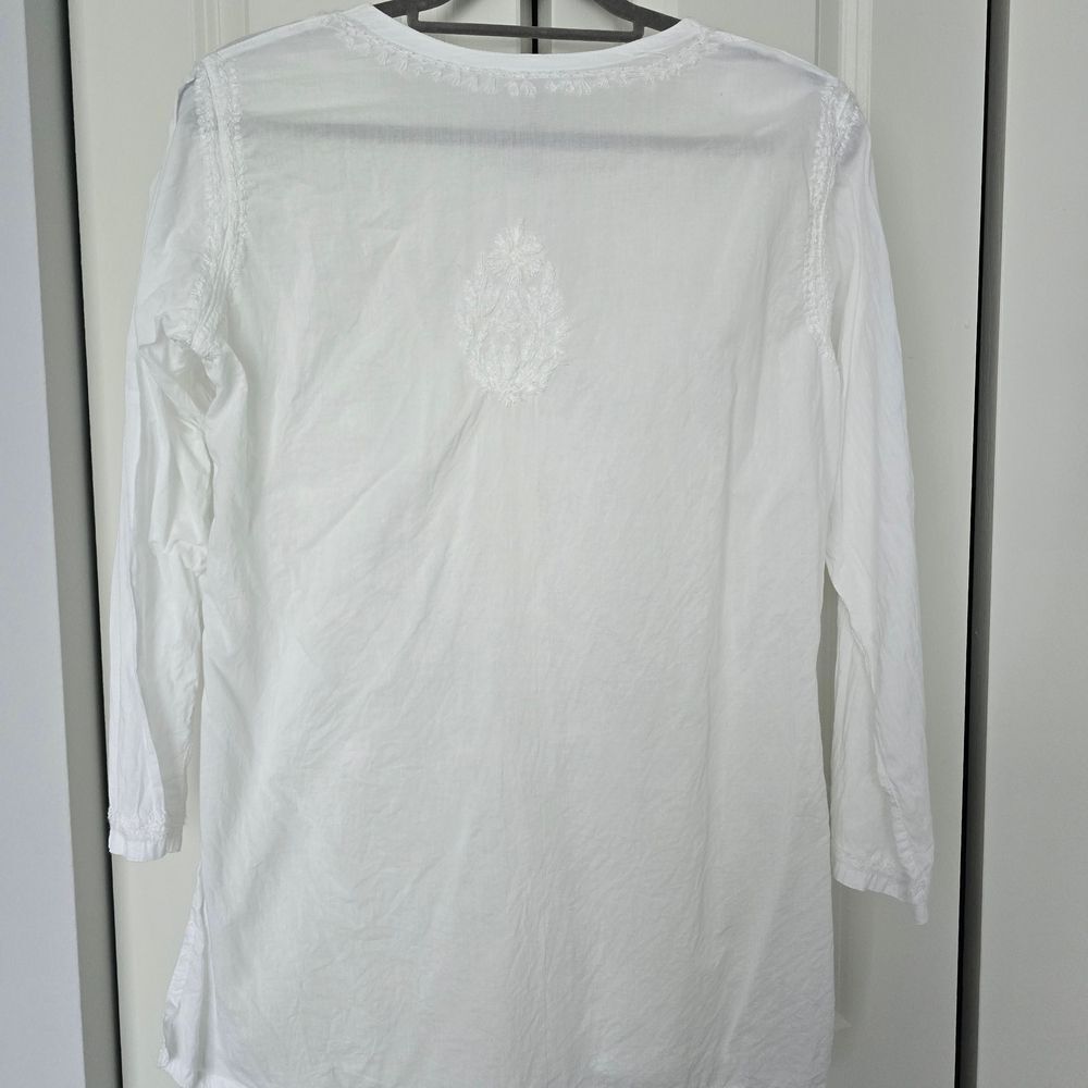 White Embroidered Button-Front Tunic Top - Picture 2 of 5